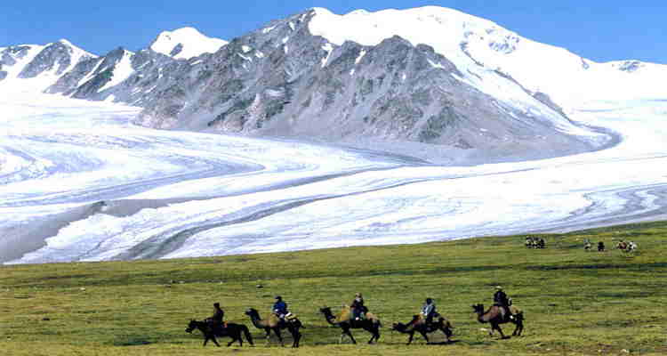 Mongolijos Altajus. Potanino ledynas