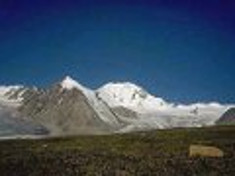 The peak Munkh-Khairhan